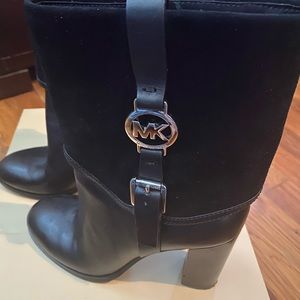 MK LEATHER/SUEDE BOOTIES